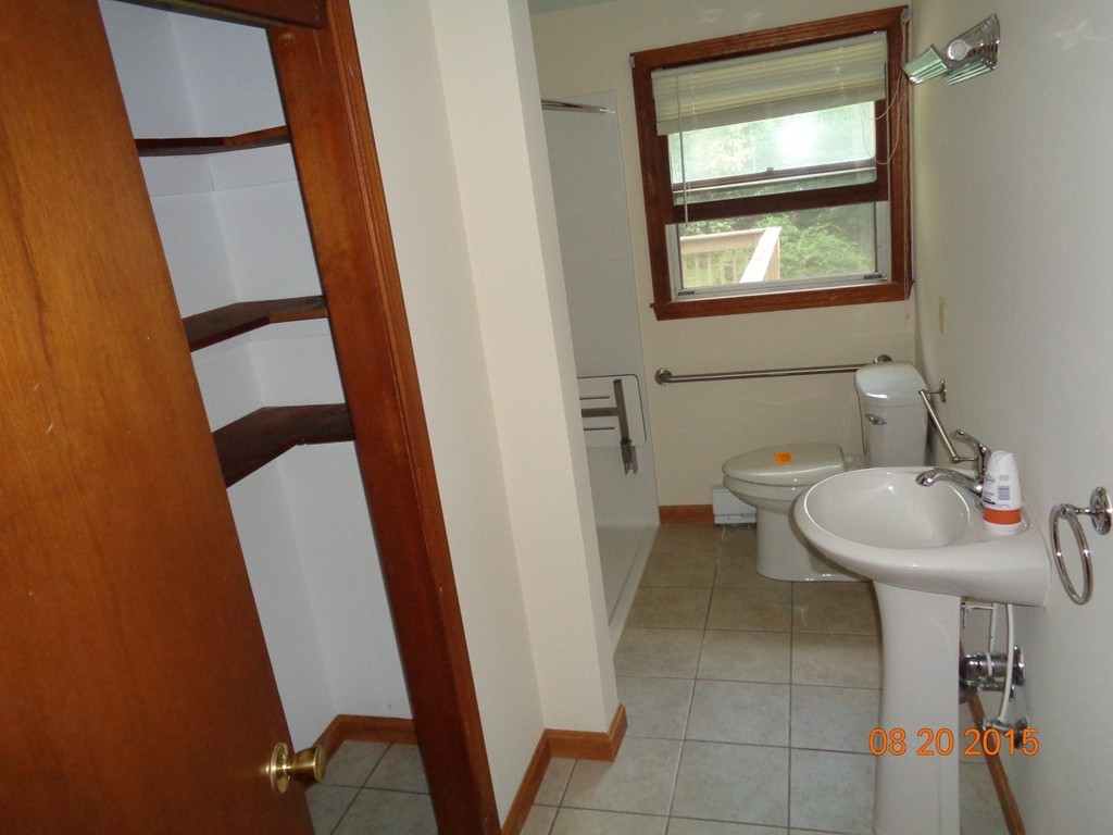 37 Borkum Road Spencer, MA 01562 - Photo 6 of 12 Gallery Image 6