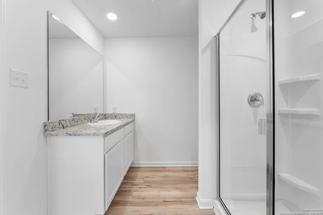 $283,900 | 16056 Imes Way, Lytle, TX 78052