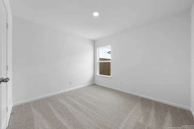 $283,900 | 16056 Imes Way, Lytle, TX 78052