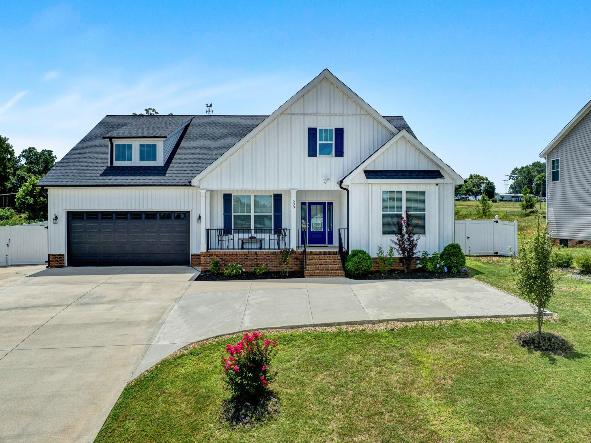 538 Life Lane Lyman, SC 29365 - Photo 2 of 27