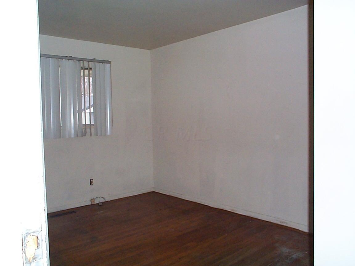 2759 Roxbury Road Columbus, OH 43219 - Photo 4 of 13 Gallery Image 4