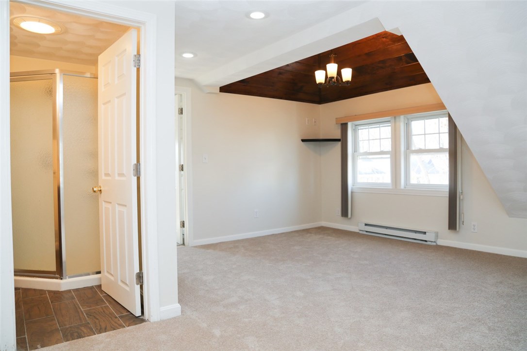 60 Whittier Road Pawtucket, RI 02861 - Photo 17 of 24 Master Sitting Room