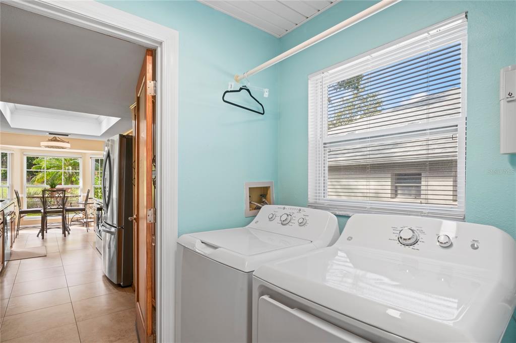 7112 Green Abbey Way Spring Hill, FL 34606 - Photo 35 of 66 a view of bathroom with a bath tub