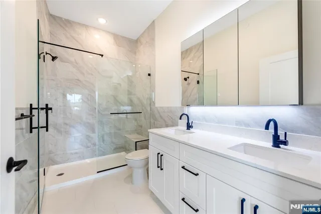 $2,750 | 51 Queen Anne Road, Unit 312, Bogota, NJ 07603