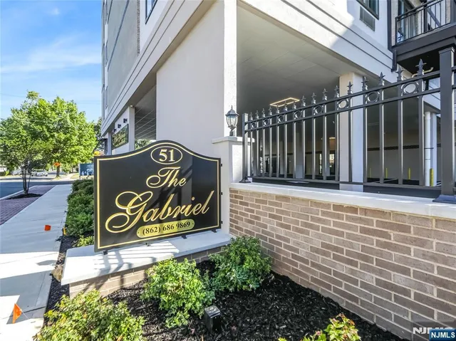 $2,750 | 51 Queen Anne Road, Unit 312, Bogota, NJ 07603