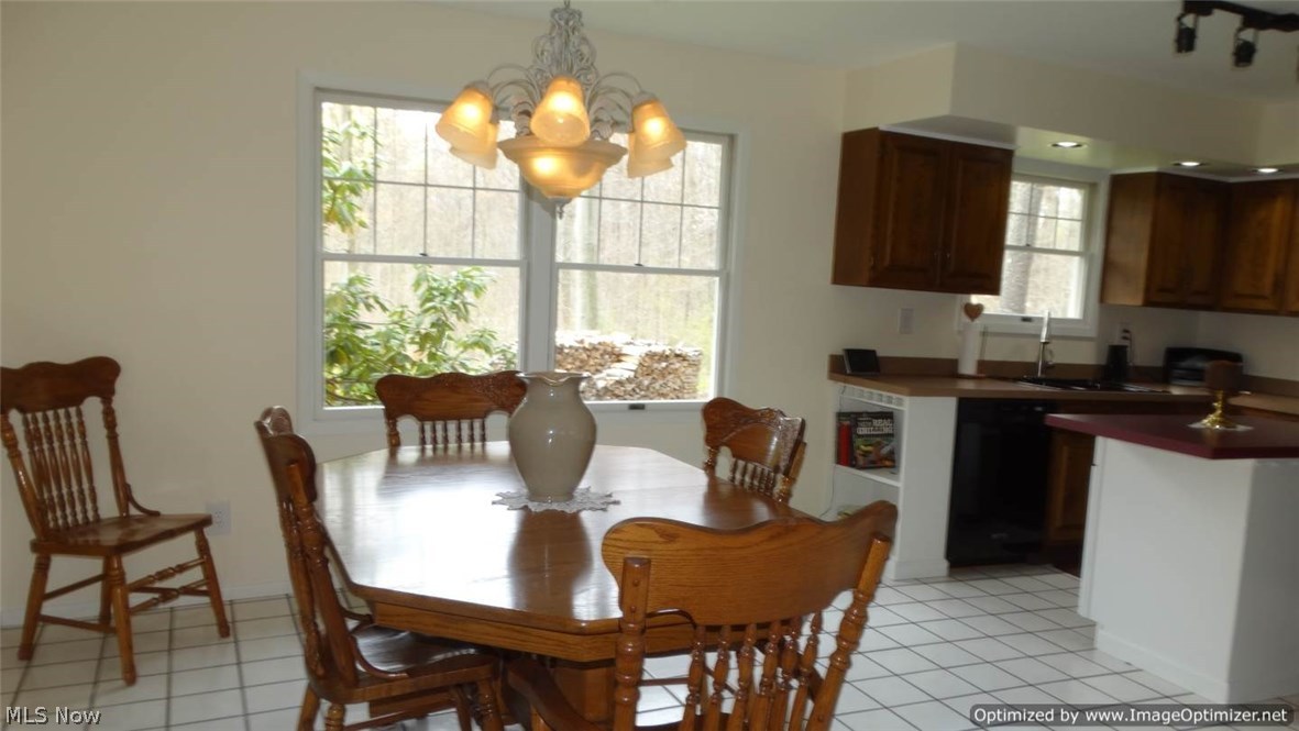 16466 Snow Road Chagrin Falls, OH 44023 - Photo 7 of 28 Gallery Image 7