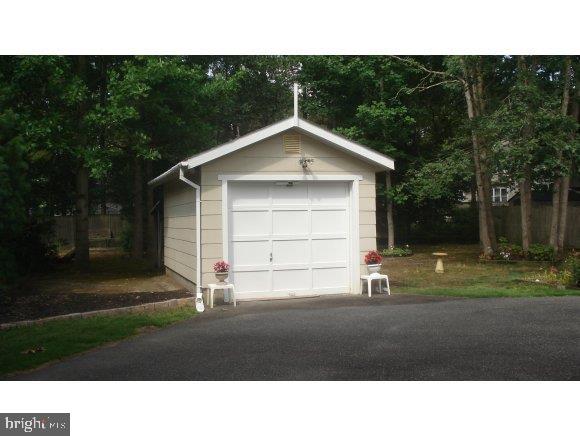 244 Wave Road Manahawkin, NJ 08050 - Photo 11 of 18