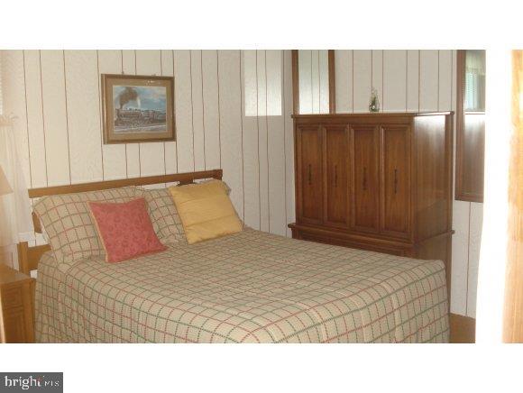 244 Wave Road Manahawkin, NJ 08050 - Photo 8 of 18
