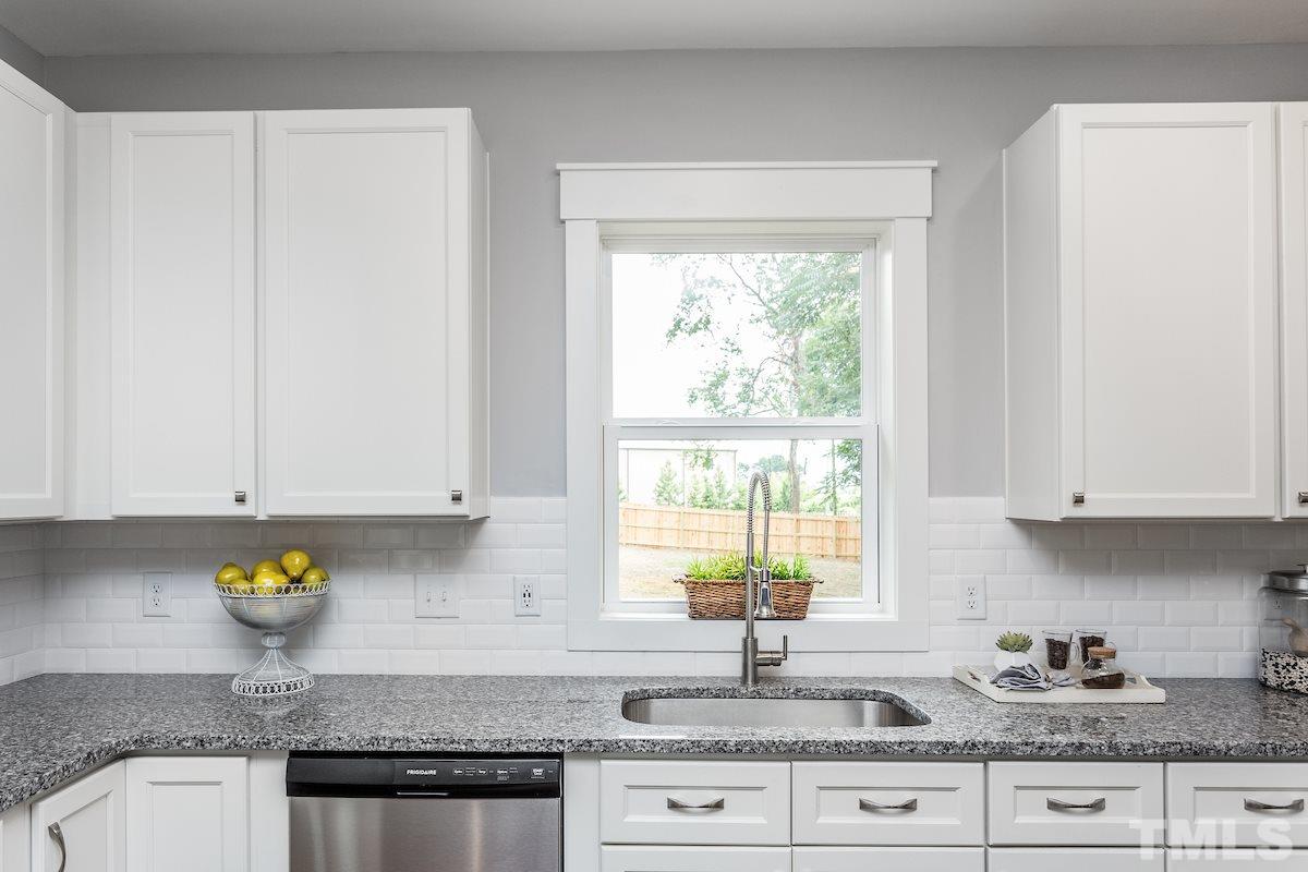 2525 Newbold Street Raleigh, NC 27603 - Photo 14 of 25
