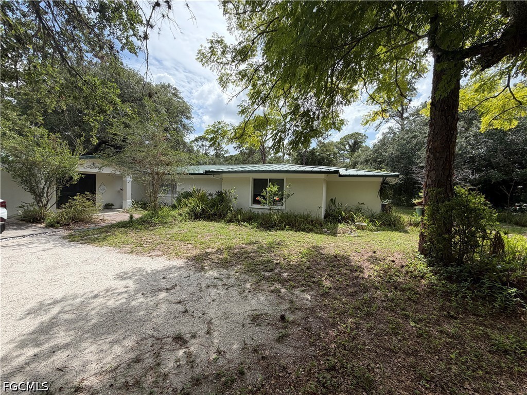 18251 Persimmon Ridge Road Alva, FL 33920 - Photo 2 of 16