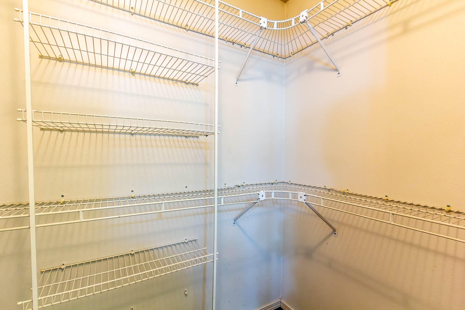 2209 Northeast Wells Acres Road Bend, OR 97701 - Photo 12 of 27 Primary Bedroom Walk in Closet