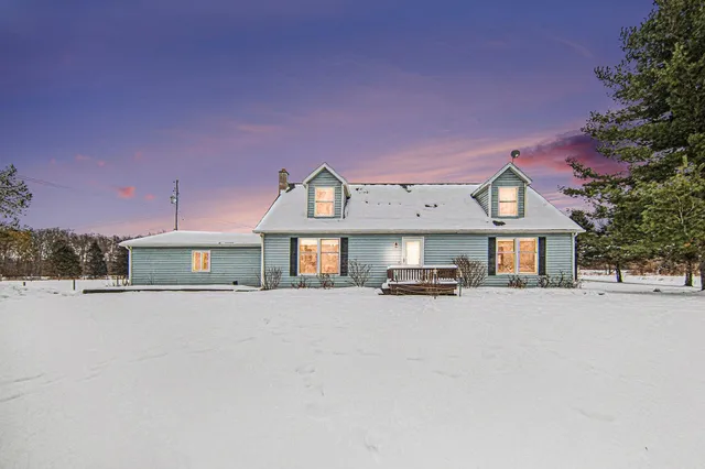 $1,100,000 | 10955 Sooten Road, Manchester, MI 48158