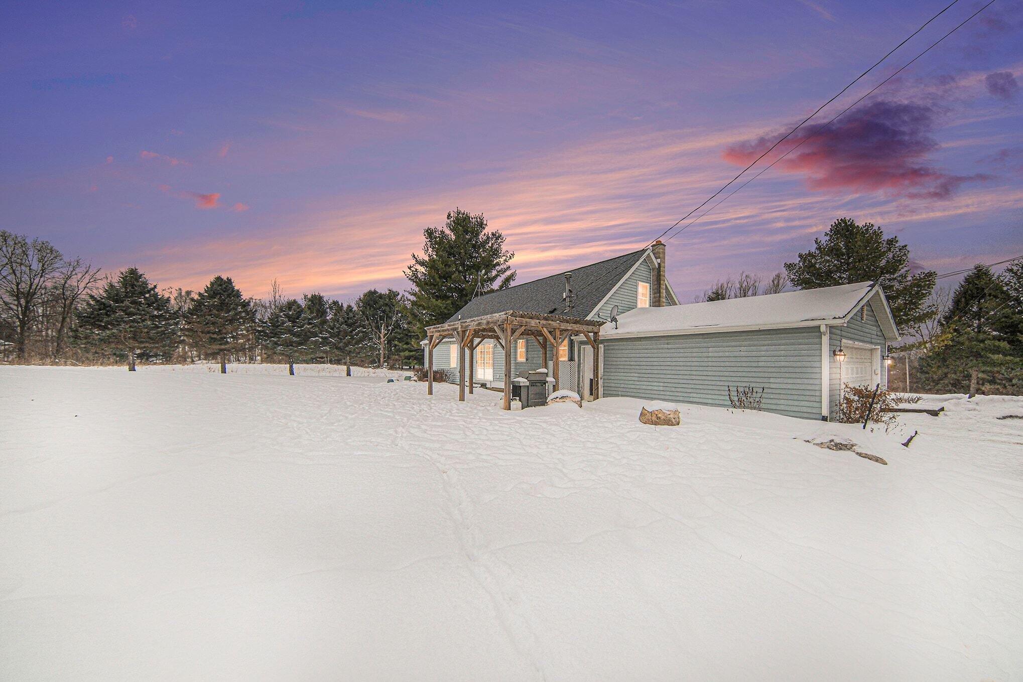 10955 Sooten Road Manchester, MI 48158 - Photo 34 of 36 001_file_2393