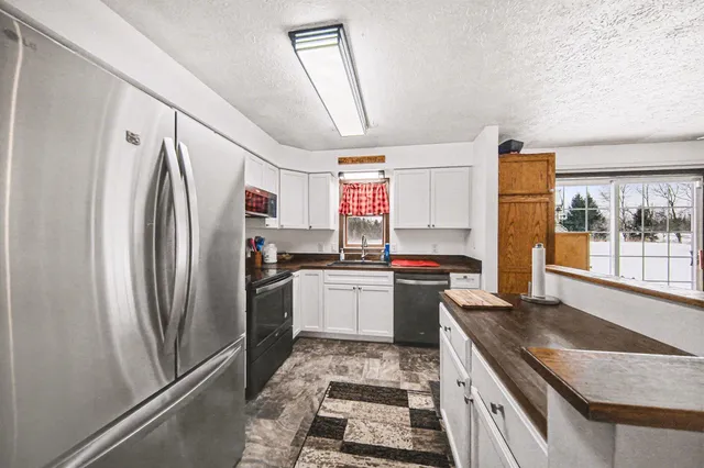 $1,100,000 | 10955 Sooten Road, Manchester, MI 48158