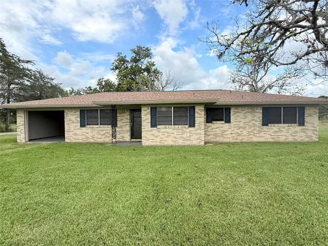 $269,000 | 9639 Farm To Market Road 524, Sweeny, TX 77480