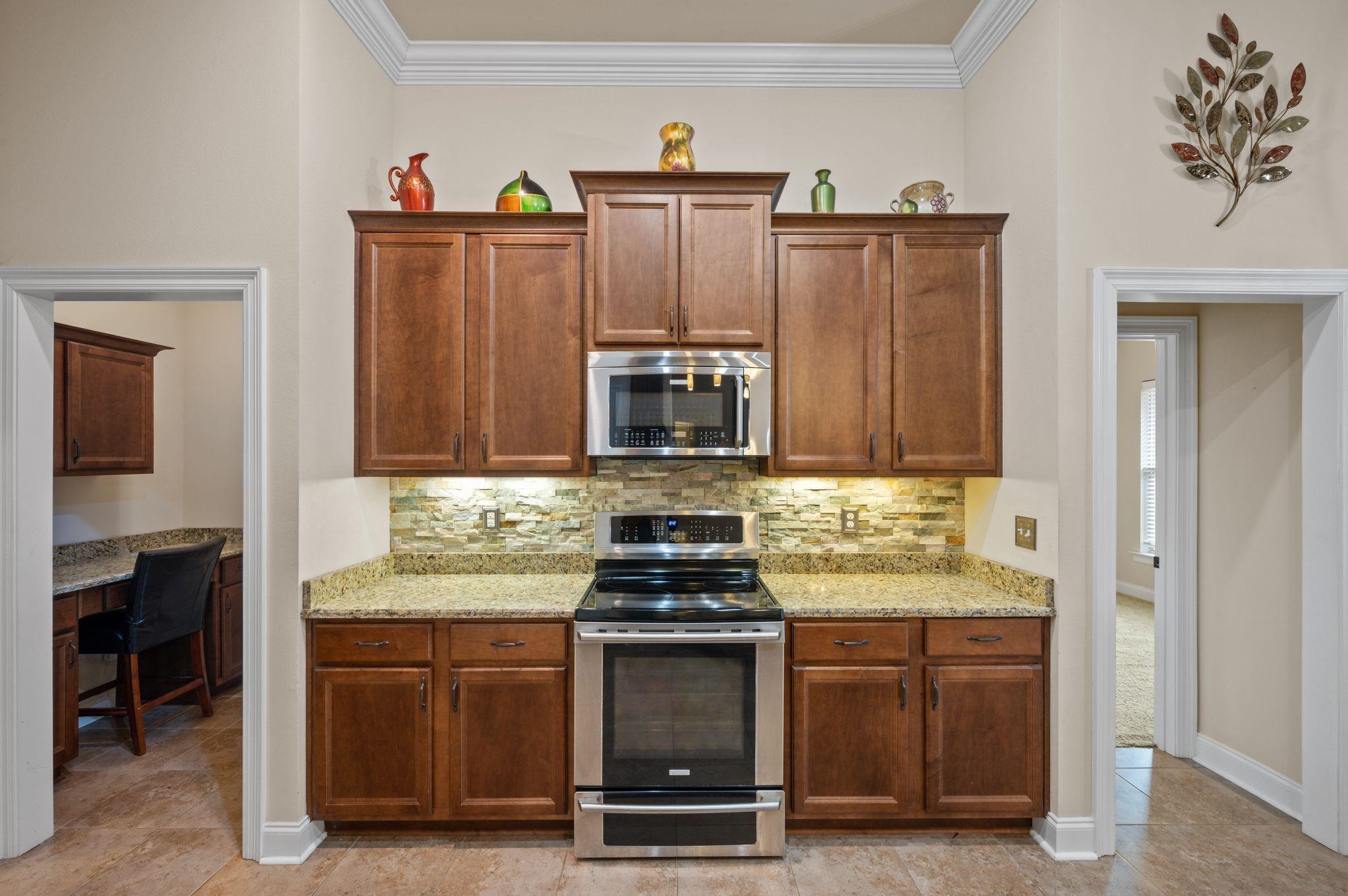 1085 Destin Avenue Foley, AL 36535 - Photo 8 of 35 Kitchen