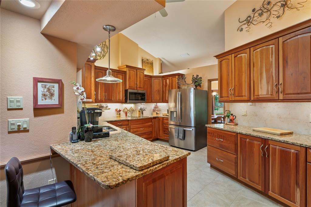 7353 Dogwood Crescent Spring Hill, FL 34607 - Photo 20 of 98