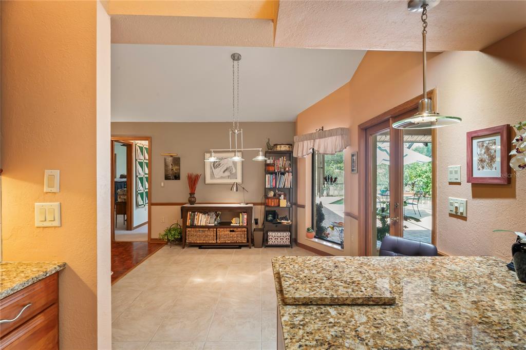 7353 Dogwood Crescent Spring Hill, FL 34607 - Photo 23 of 98