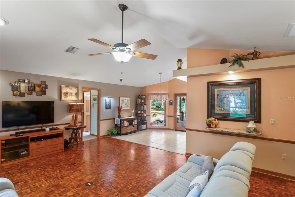 7353 Dogwood Crescent Spring Hill, FL 34607 - Photo 30 of 98