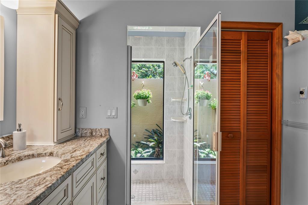 7353 Dogwood Crescent Spring Hill, FL 34607 - Photo 74 of 98