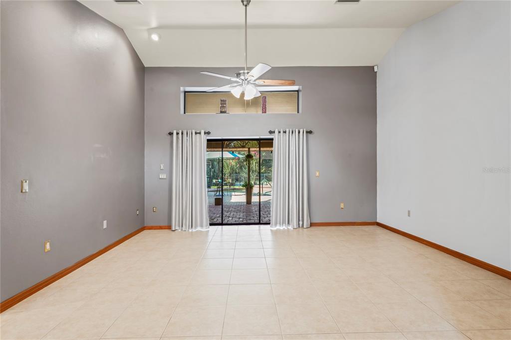 7353 Dogwood Crescent Spring Hill, FL 34607 - Photo 8 of 98