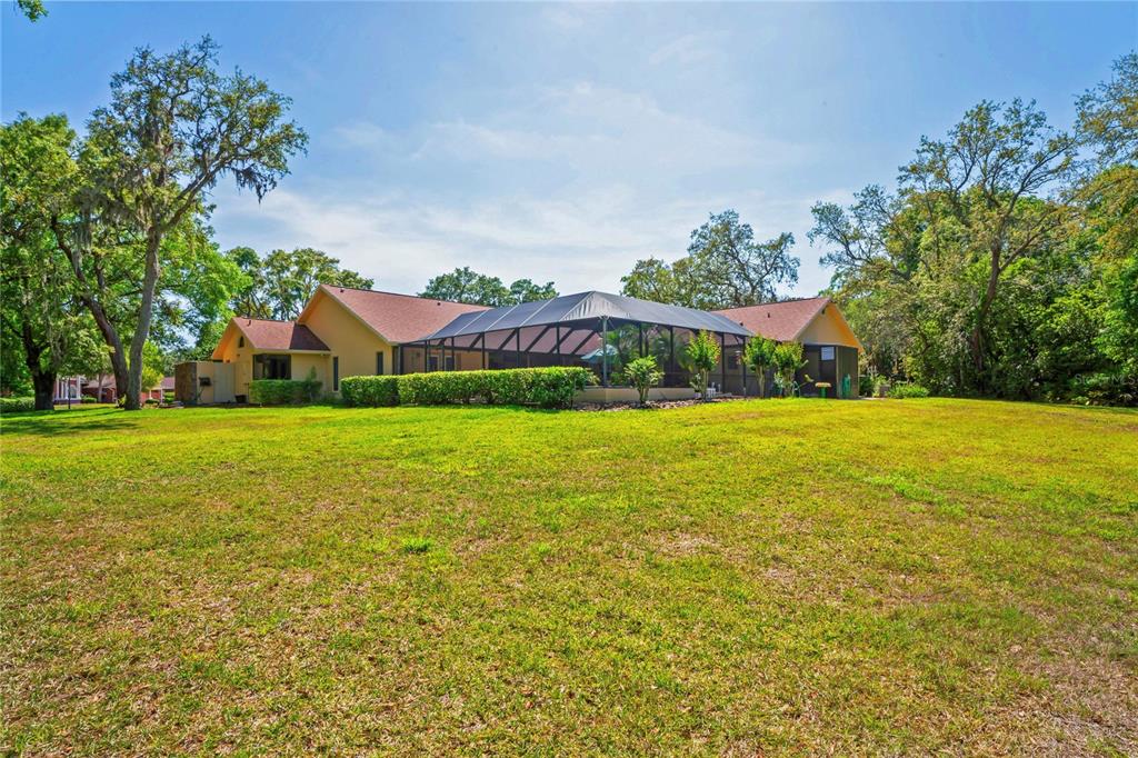 7353 Dogwood Crescent Spring Hill, FL 34607 - Photo 82 of 98