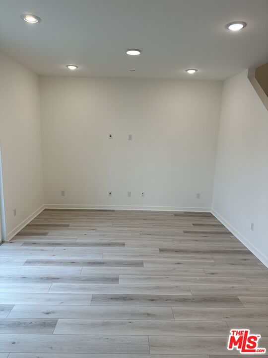 1385 Chervil Way Upland, CA 91786 - Photo 4 of 17 a view of room