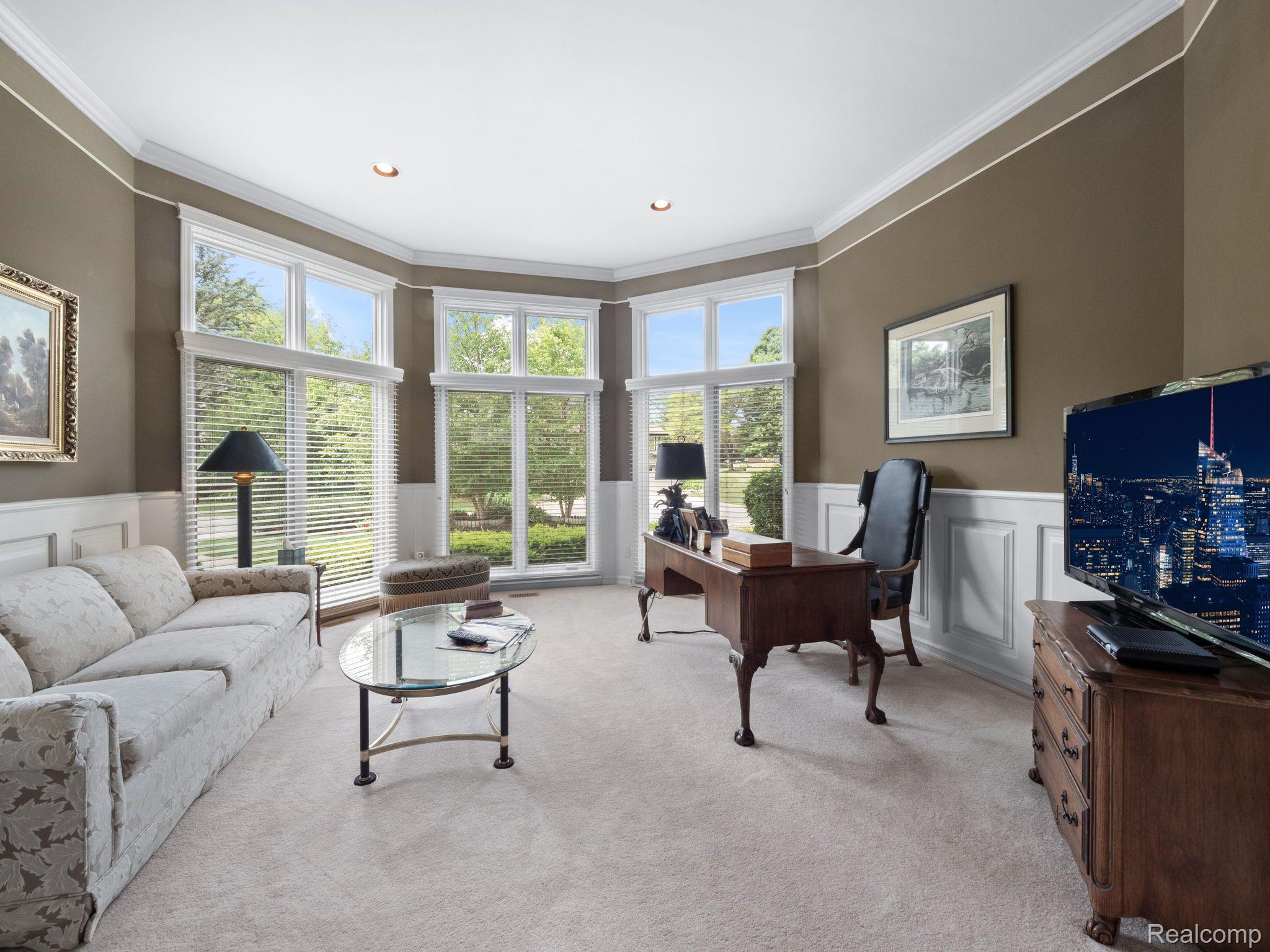 259 Pine Tree Road Lake Orion, MI 48362 - Photo 32 of 46 Gallery Image 32