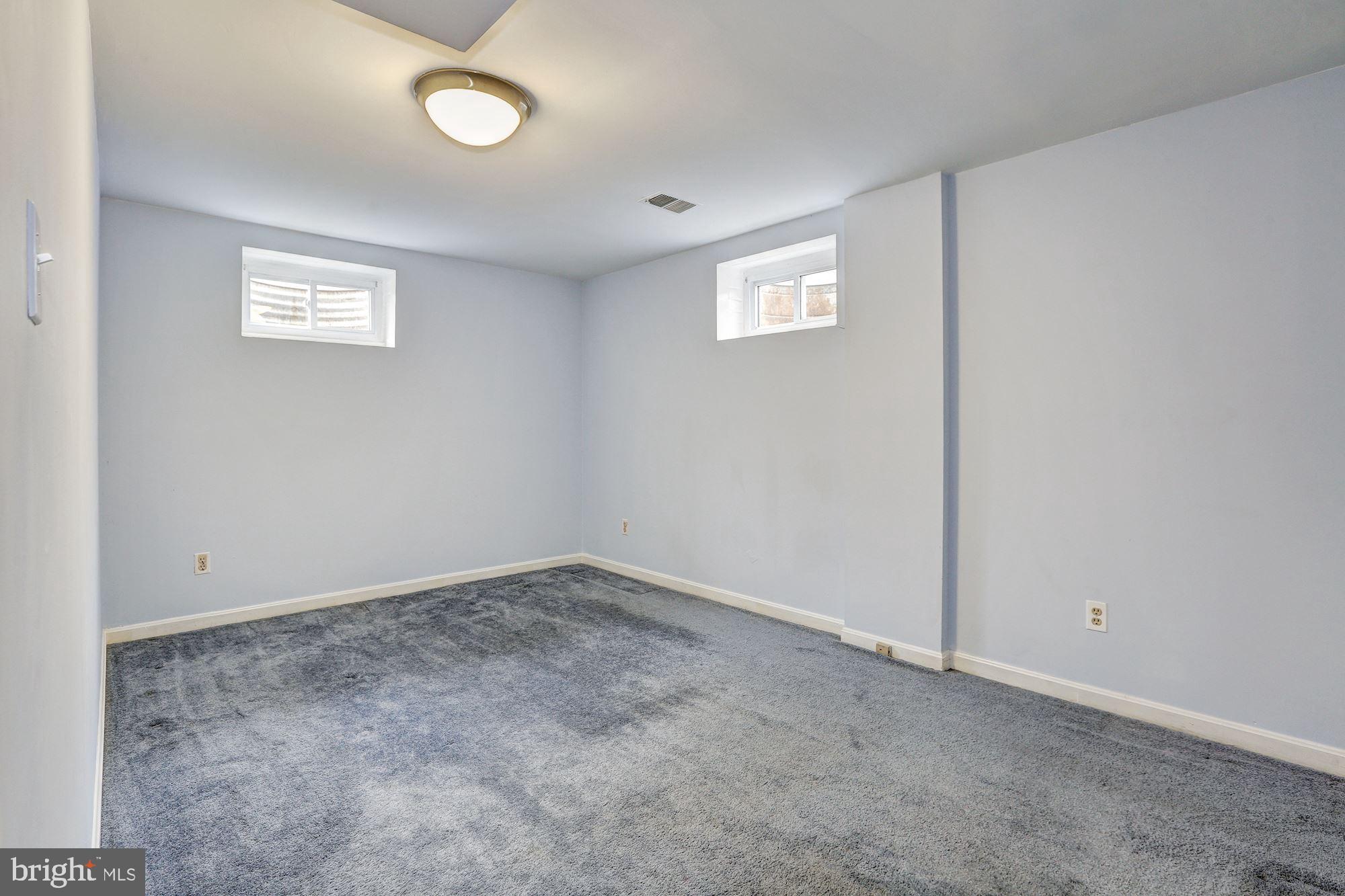 605 Forest Glen Road Silver Spring, MD 20901 - Photo 17 of 24