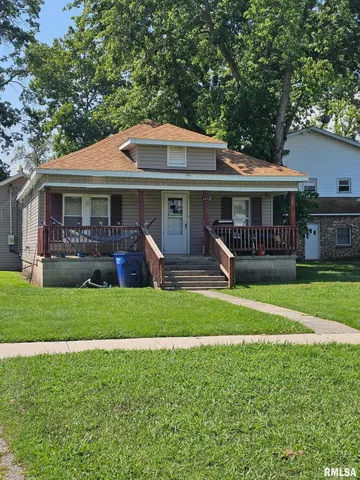 $100,000 | 1208-1210 East Main Street, West Frankfort, IL 62896