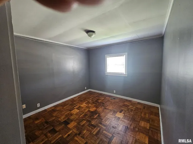 $100,000 | 1208-1210 East Main Street, West Frankfort, IL 62896