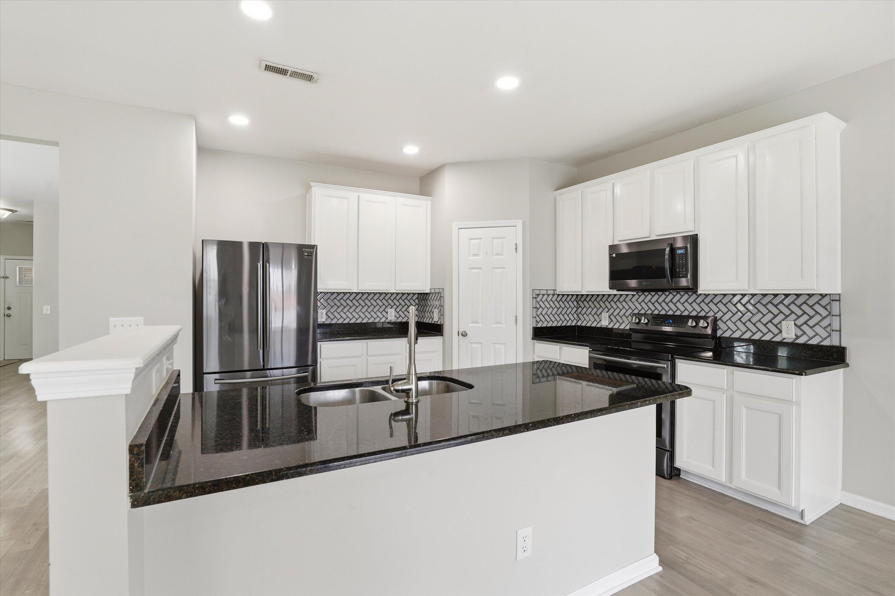 9665 Godwin Street Ladson, SC 29456 - Photo 15 of 49 16-010_DSC06746_1