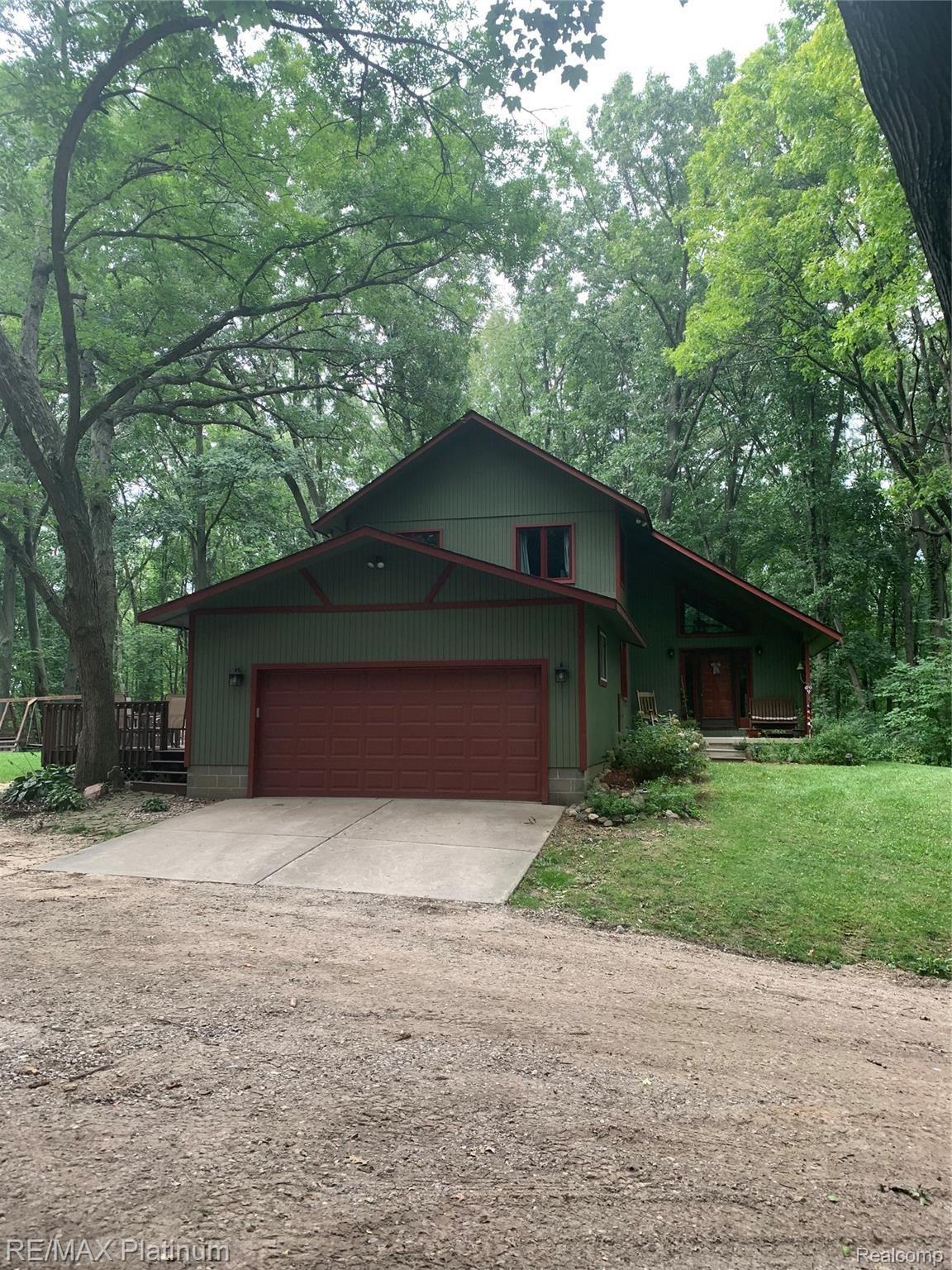 3770 Pinckney Road Howell, MI 48843 - Photo 3 of 45 What a Pretty View!