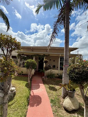 $920,000 | 952 Orange Grove Avenue, San Fernando, CA 91340