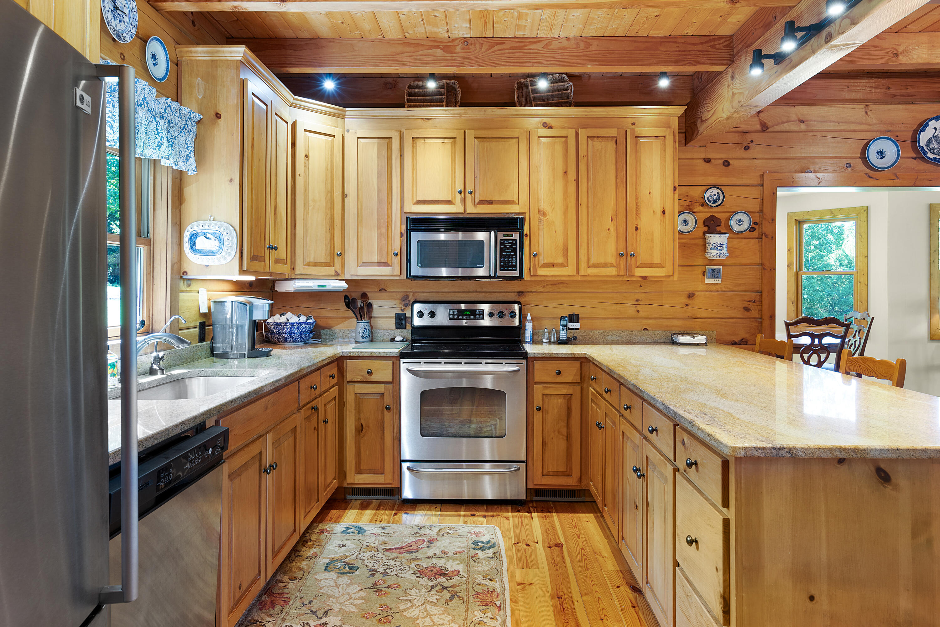 5758 Tallant Road Ooltewah, TN 37363 - Photo 27 of 93 Interior_5758 tallant rd-7