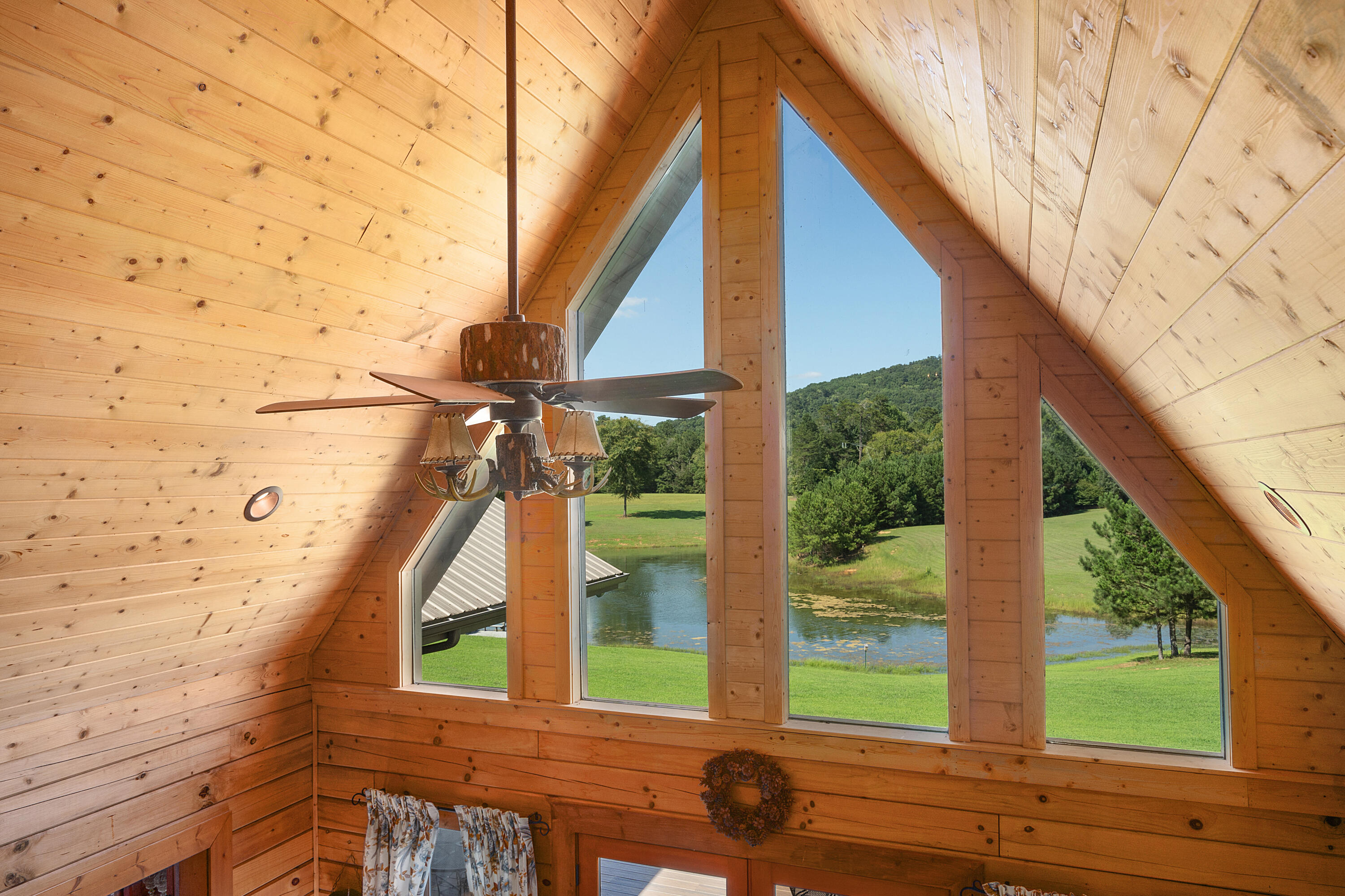 5758 Tallant Road Ooltewah, TN 37363 - Photo 37 of 93 Interior_5758 tallant rd-34