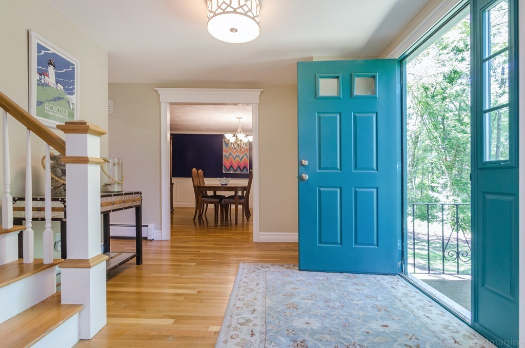 29 Robinwood Road Acton, MA 01720 - Photo 3 of 30 Gallery Image 3
