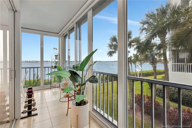 $935,000 | 1140 Southwest Chapman Way, Unit 401, Palm City, FL 34990