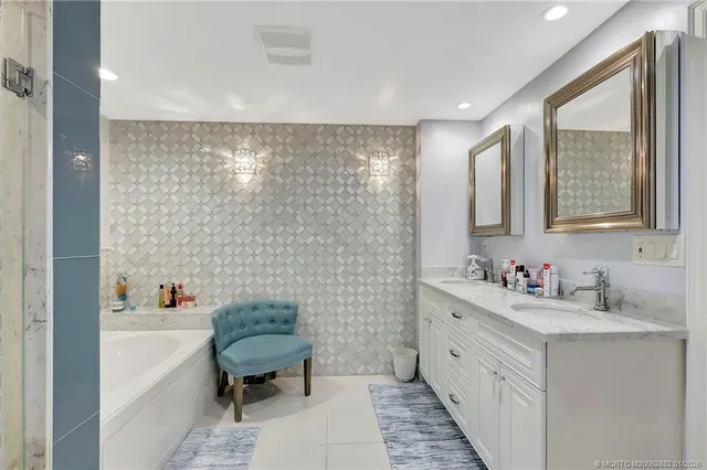 $935,000 | 1140 Southwest Chapman Way, Unit 401, Palm City, FL 34990