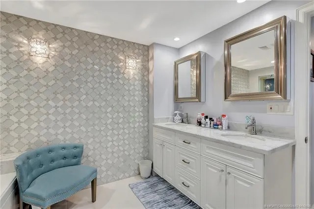 $935,000 | 1140 Southwest Chapman Way, Unit 401, Palm City, FL 34990