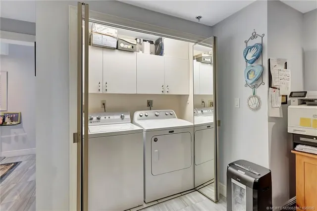 a view of outdoor space with mountain view