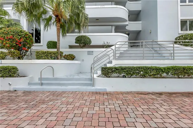 $935,000 | 1140 Southwest Chapman Way, Unit 401, Palm City, FL 34990