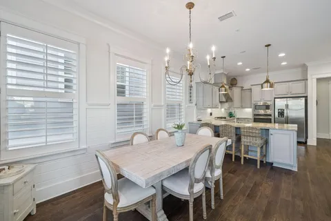 a view of a dining room and livingroom view