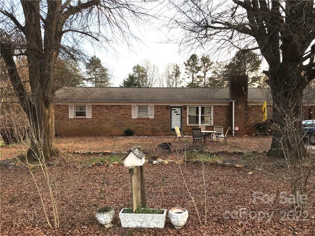 1897 August Street Conover, NC 28613 - Photo 2 of 39 Gallery Image 2