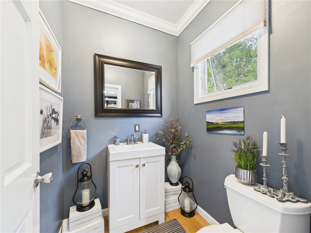 28 Spruce Street Westerly, RI 02891 - Photo 14 of 40