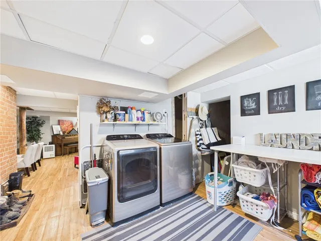 $689,000 | 28 Spruce Street, Westerly, RI 02891