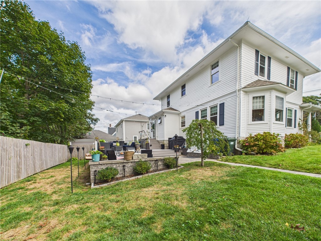 28 Spruce Street Westerly, RI 02891 - Photo 39 of 40