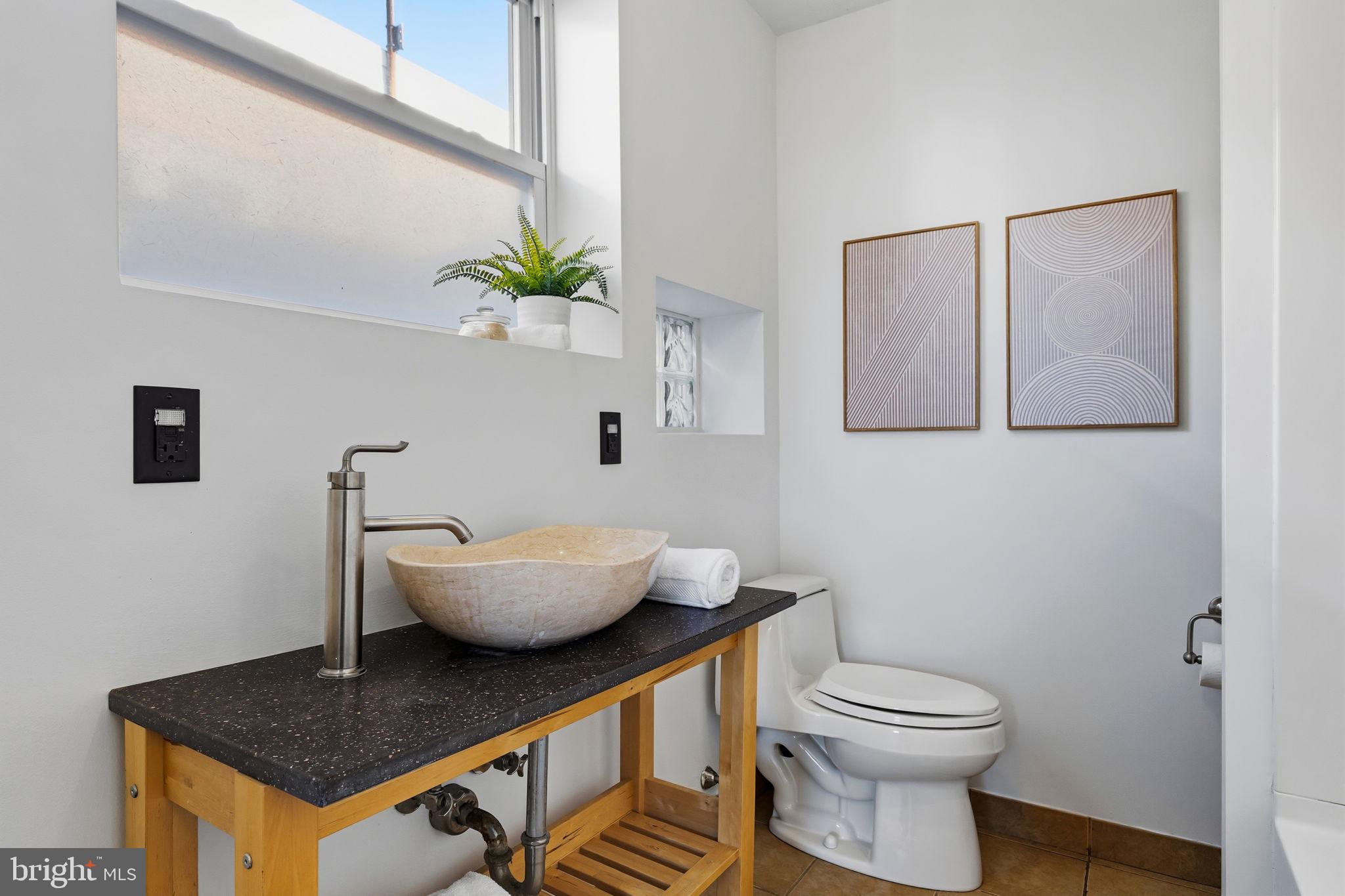 2428 South 16th Street Philadelphia, PA 19145 - Photo 25 of 31