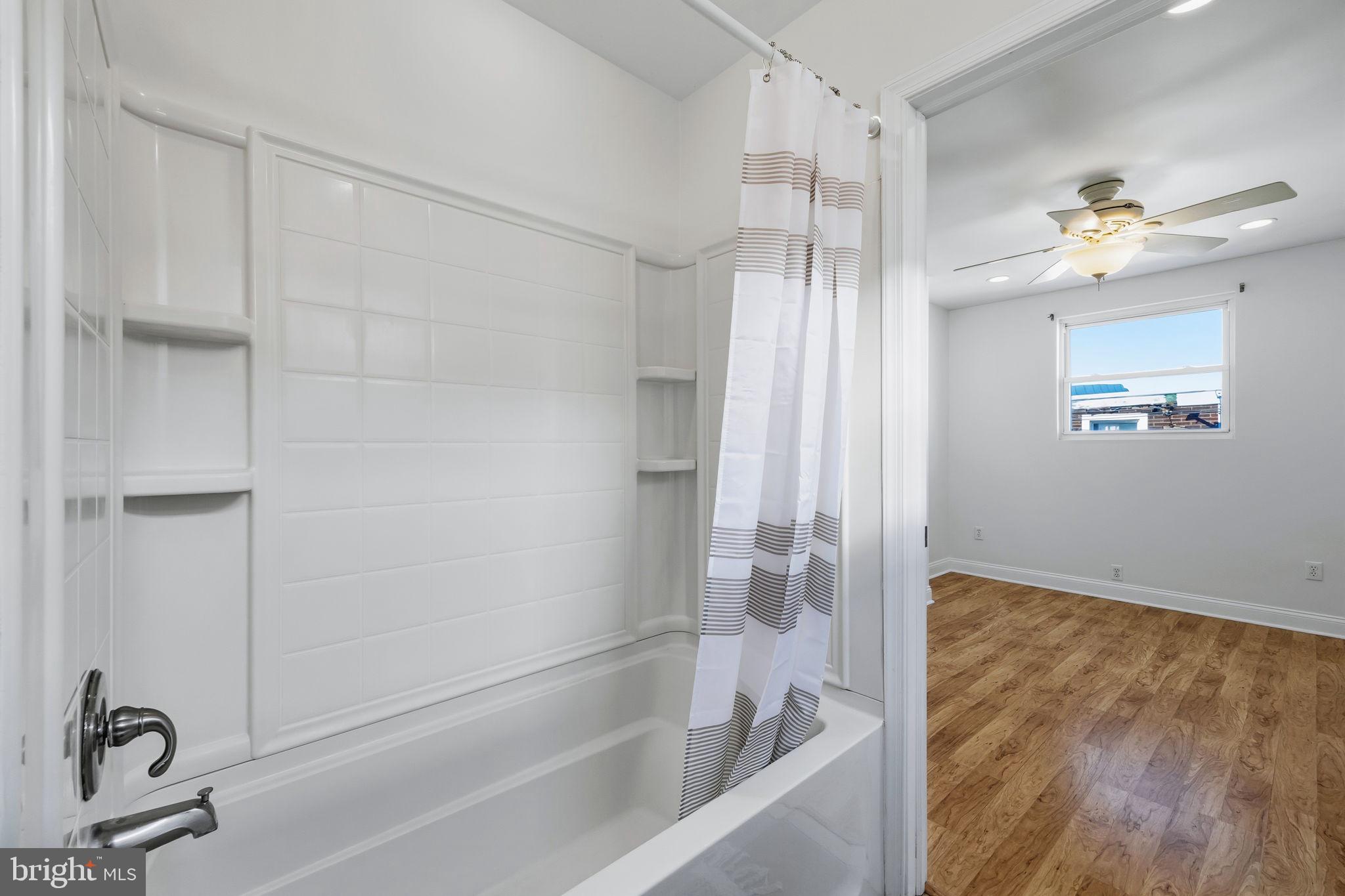 2428 South 16th Street Philadelphia, PA 19145 - Photo 26 of 31