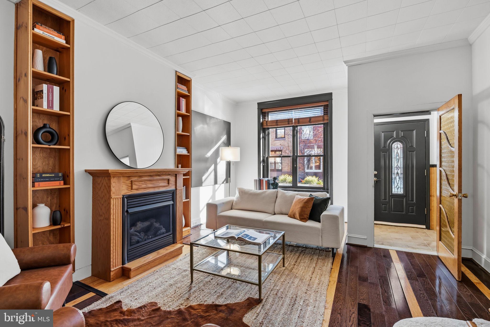 2428 South 16th Street Philadelphia, PA 19145 - Photo 5 of 31